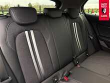 BMW 1 Series 118i Sport 1.5 118i Sport Hatchback 5dr Petrol Manual Euro 6 (s/s) (140 ps) 