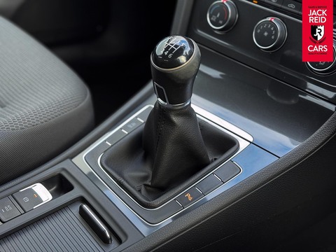 1.0 TSI SE Nav Hatchback 5dr Petrol Manual Euro 6 (s/s) (115 ps)