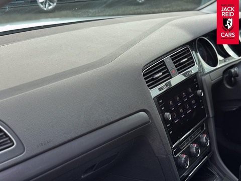 1.0 TSI SE Nav Hatchback 5dr Petrol Manual Euro 6 (s/s) (115 ps)