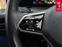 Volkswagen Golf TDI R-Line 2.0 TDI R-Line Hatchback 5dr Diesel DSG Euro 6 (s/s) (150 ps) 