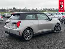 MINI Electric Cooper E Classic E 40.7kWh Classic Hatchback 3dr Electric Auto (184 ps) 