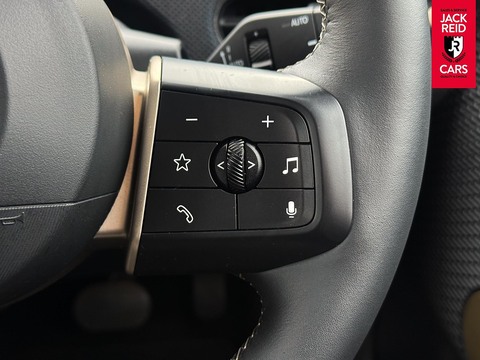 E 40.7kWh Classic Hatchback 3dr Electric Auto (184 ps)