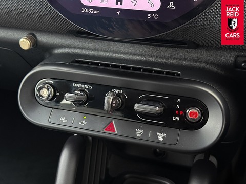 E 40.7kWh Classic Hatchback 3dr Electric Auto (184 ps)