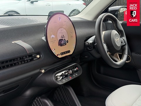 E 40.7kWh Classic Hatchback 3dr Electric Auto (184 ps)