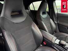 Mercedes-Benz A Class A180 AMG Line 1.3 A180 AMG Line Hatchback 5dr Petrol 7G-DCT Euro 6 (s/s) (136 ps) 