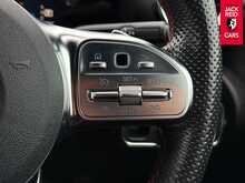 Mercedes-Benz A Class A180 AMG Line 1.3 A180 AMG Line Hatchback 5dr Petrol 7G-DCT Euro 6 (s/s) (136 ps) 