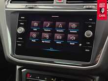 Volkswagen Tiguan TSI R-Line 1.5 TSI R-Line SUV 5dr Petrol DSG Euro 6 (s/s) (150 ps) 
