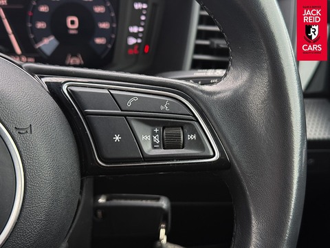 1.0 TFSI 25 Technik Sportback 5dr Petrol Manual Euro 6 (s/s) (95 ps)