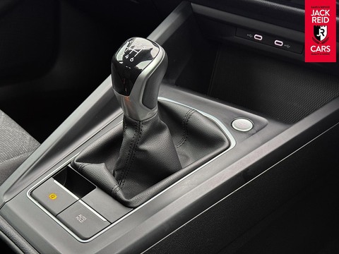 1.5 TSI Life Hatchback 5dr Petrol Manual Euro 6 (s/s) (130 ps)