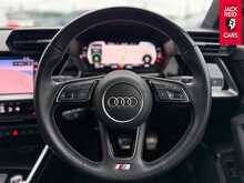 Audi A3 TFSIe S line 1.4 TFSIe 40 S line Sportback 5dr Petrol Plug-in Hybrid S Tronic Euro 6 (s/s) 13kWh (204 ps) 