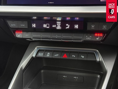 1.4 TFSIe 40 S line Sportback 5dr Petrol Plug-in Hybrid S Tronic Euro 6 (s/s) 13kWh (204 ps)