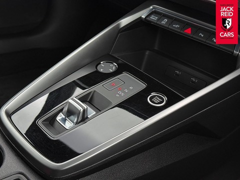 1.4 TFSIe 40 S line Sportback 5dr Petrol Plug-in Hybrid S Tronic Euro 6 (s/s) 13kWh (204 ps)