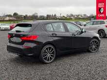 BMW 1 Series 118i SE 1.5 118i SE Hatchback 5dr Petrol Manual Euro 6 (s/s) (140 ps) 