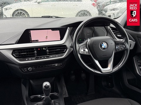1.5 118i SE Hatchback 5dr Petrol Manual Euro 6 (s/s) (140 ps)