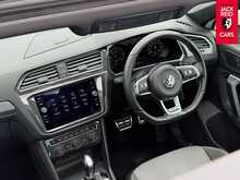 Volkswagen Tiguan TDI R-Line 2.0 TDI R-Line SUV 5dr Diesel DSG 4Motion Euro 6 (s/s) (150 ps) 