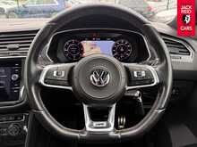 Volkswagen Tiguan TDI R-Line 2.0 TDI R-Line SUV 5dr Diesel DSG 4Motion Euro 6 (s/s) (150 ps) 