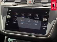 Volkswagen Tiguan TDI R-Line 2.0 TDI R-Line SUV 5dr Diesel DSG 4Motion Euro 6 (s/s) (150 ps) 