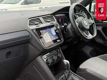 Volkswagen Tiguan TDI R-Line 2.0 TDI R-Line SUV 5dr Diesel DSG 4Motion Euro 6 (s/s) (150 ps) 