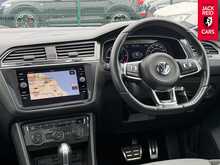 Volkswagen Tiguan TDI R-Line 2.0 TDI R-Line SUV 5dr Diesel DSG 4Motion Euro 6 (s/s) (150 ps) 