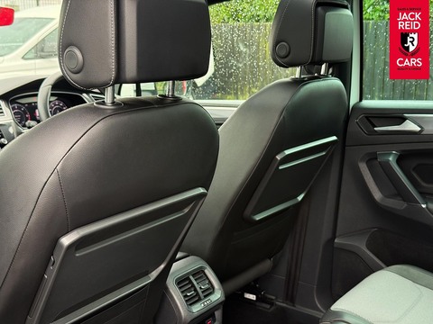 2.0 TDI R-Line SUV 5dr Diesel DSG 4Motion Euro 6 (s/s) (150 ps)