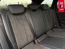 Audi A4 Avant TDI S line 2.0 TDI 40 S line Estate 5dr Diesel S Tronic quattro Euro 6 (s/s) (204 ps) 