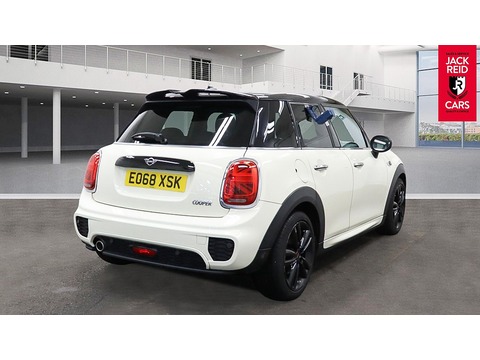 1.5 Cooper Hatchback 5dr Petrol Steptronic Euro 6 (s/s) (136 ps)