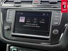 Volkswagen Tiguan TDI BlueMotion Tech R-Line 2.0 TDI BlueMotion Tech R-Line SUV 5dr Diesel DSG 4Motion Euro 6 (s/s) (150 ps) 