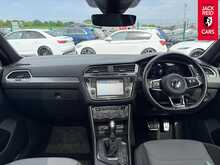 Volkswagen Tiguan TDI BlueMotion Tech R-Line 2.0 TDI BlueMotion Tech R-Line SUV 5dr Diesel DSG 4Motion Euro 6 (s/s) (150 ps) 