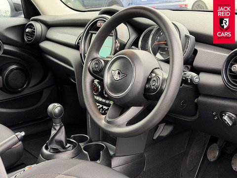 1.5 Cooper Classic Hatchback 5dr Petrol Manual Euro 6 (s/s) (136 ps)