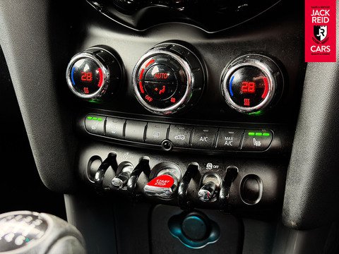 1.5 Cooper Classic Hatchback 5dr Petrol Manual Euro 6 (s/s) (136 ps)