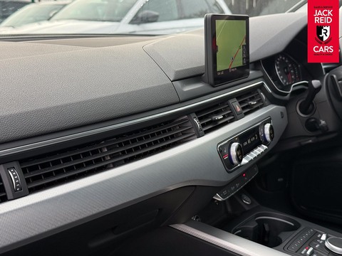 2.0 TDI 35 Sport Saloon 4dr Diesel S Tronic Euro 6 (s/s) (150 ps)