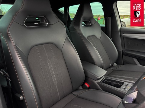2.0 TSI VZ2 Hatchback 5dr Petrol DSG Euro 6 (s/s) (300 ps)