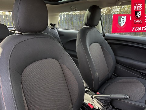 1.5 Cooper Hatchback 3dr Petrol Manual Euro 6 (s/s) (136 ps)