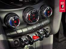 MINI Hatch Cooper 1.5 Cooper Hatchback 3dr Petrol Manual Euro 6 (s/s) (136 ps) 