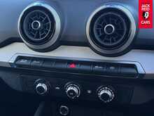 Audi Q2 TDI Technik 2.0 TDI 30 Technik SUV 5dr Diesel S Tronic Euro 6 (s/s) (116 ps) 