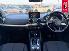 Audi Q2 TDI Technik 2.0 TDI 30 Technik SUV 5dr Diesel S Tronic Euro 6 (s/s) (116 ps) 