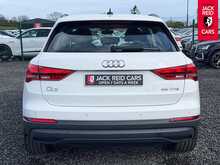 Audi Q3 TFSI CoD Technik 1.5 TFSI CoD 35 Technik SUV 5dr Petrol Manual Euro 6 (s/s) (150 ps) 