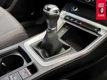 Audi Q3 TFSI CoD Technik 1.5 TFSI CoD 35 Technik SUV 5dr Petrol Manual Euro 6 (s/s) (150 ps) 