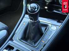 Volkswagen Golf TSI EVO R-Line 1.5 TSI EVO R-Line Hatchback 5dr Petrol Manual Euro 6 (s/s) (150 ps) 
