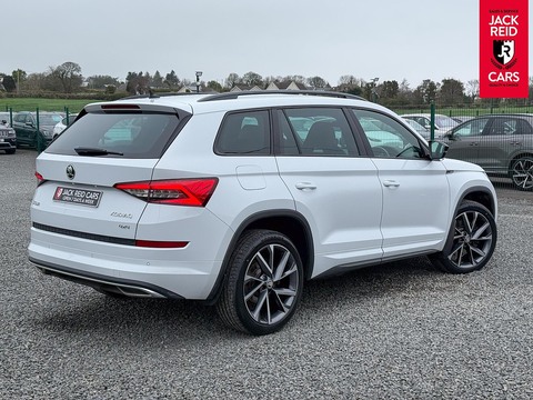 2.0 TDI SportLine SUV 5dr Diesel DSG 4WD Euro 6 (s/s) (7 Seat) (190 ps)