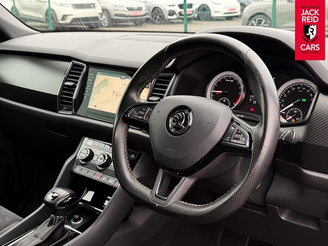 2.0 TDI SportLine SUV 5dr Diesel DSG 4WD Euro 6 (s/s) (7 Seat) (190 ps)