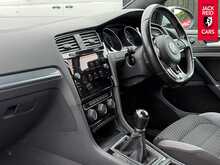 Volkswagen Golf TDI BlueMotion Tech R-Line 2.0 TDI BlueMotion Tech R-Line Hatchback 5dr Diesel Manual Euro 6 (s/s) (150 ps) 