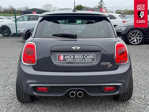 2.0 Cooper SD Hatchback 3dr Diesel Manual Euro 6 (s/s) (170 ps)