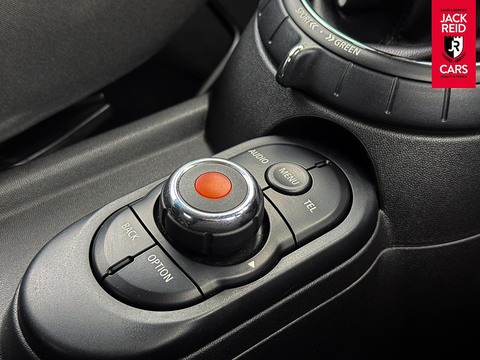 2.0 Cooper SD Hatchback 3dr Diesel Manual Euro 6 (s/s) (170 ps)