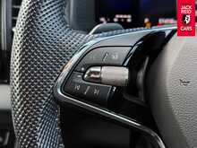 Skoda Karoq TSI ACT SportLine 1.5 TSI ACT SportLine SUV 5dr Petrol DSG Euro 6 (s/s) (150 ps) 