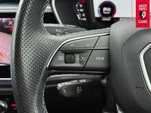 Audi Q3 TDI Black Edition 2.0 TDI 40 Black Edition SUV 5dr Diesel S Tronic quattro Euro 6 (s/s) (200 ps) 