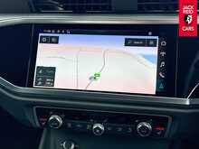 Audi Q3 TDI Black Edition 2.0 TDI 40 Black Edition SUV 5dr Diesel S Tronic quattro Euro 6 (s/s) (200 ps) 