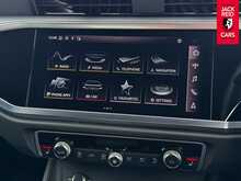 Audi Q3 TDI Black Edition 2.0 TDI 40 Black Edition SUV 5dr Diesel S Tronic quattro Euro 6 (s/s) (200 ps) 