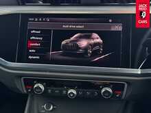 Audi Q3 TDI Black Edition 2.0 TDI 40 Black Edition SUV 5dr Diesel S Tronic quattro Euro 6 (s/s) (200 ps) 