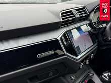 Audi Q3 TDI Black Edition 2.0 TDI 40 Black Edition SUV 5dr Diesel S Tronic quattro Euro 6 (s/s) (200 ps) 